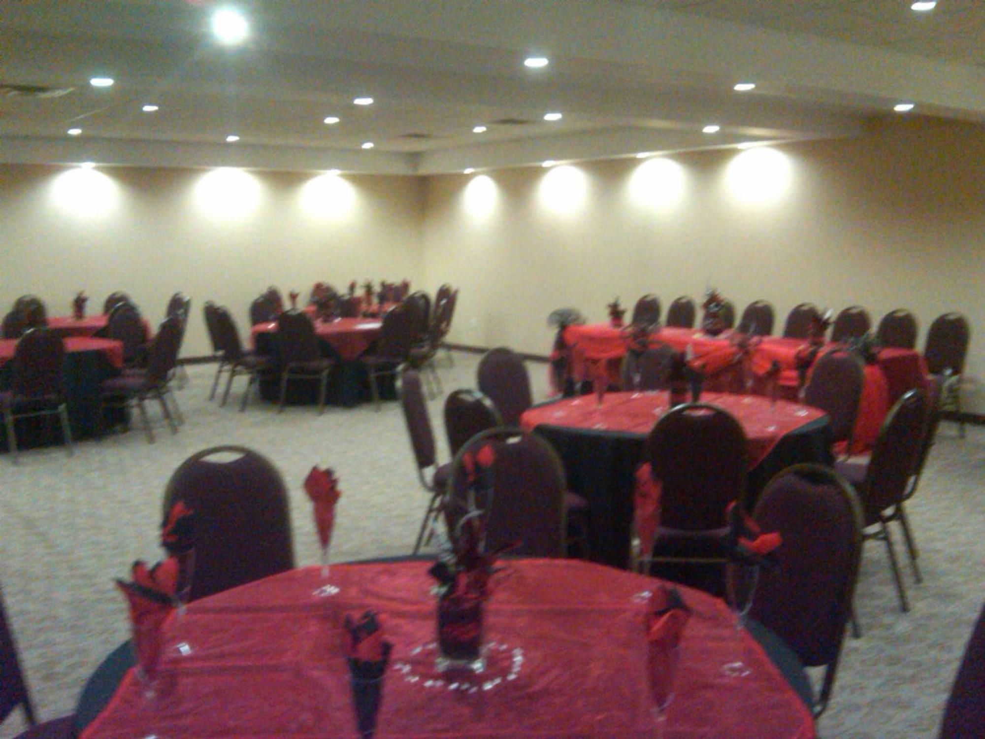 Days Inn By Wyndham Brampton Bagian luar foto